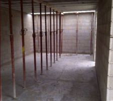 Apr&egrave;s 2 semaines de travail, vu de sous la cave