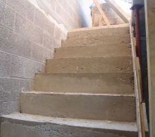 Escalier béton