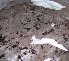 Feu de palettes ... avec clous