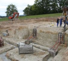 Mise en place des fondations du rez de chaussée