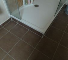 Finition du bac &agrave; douche