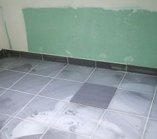 La salle de bain avec un carreau de carrelage... propre !