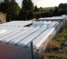 Pose des hourdis polystyrène pour couler la dalle du RDC