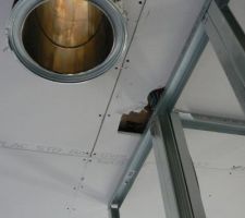 Tiens, un trou à boucher!!
