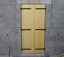 Porte-fen&ecirc;tre de derri&egrave;re