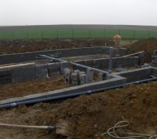 Voila ce que ca donne avec passage de mes pvc d evacuation