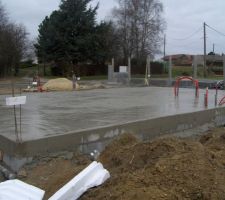 Dalle coule seule  je sent plus mon dos