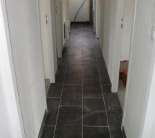 Carrelage du couloir