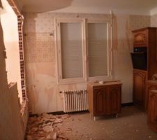 Ouverture de la cloison pour création d'un grand placard .