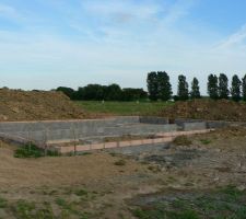 Voici l'&eacute;l&eacute;vation du vise sanitaire termin&eacute;e.