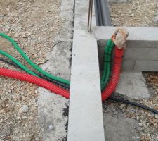 Arrivée des raccordements dans le garage