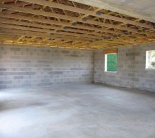 Vue vers les chambres