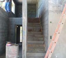 Escaliers d&eacute;coffr&eacute;s