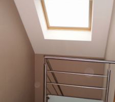 Palier de l'etage avec garde de corps inox verre depoli