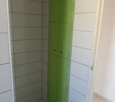 Douche salle de bain enfants