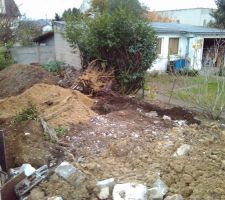 D&eacute;molition avec la pelleteuse