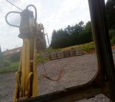 La plateforme du devant de la maison est terminée