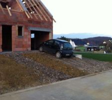 Essai de l'accès garage en voiture