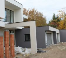 Les couleurs du crépis que nous avons choisi. (Maison cubique à tomber!)