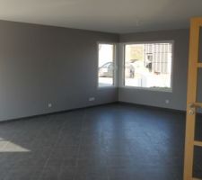 Vue séjour du hall