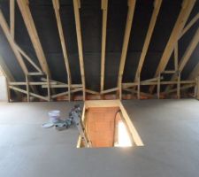 Le trou ou il y aura le futur escalier