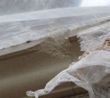 Corniche cass&eacute;e...