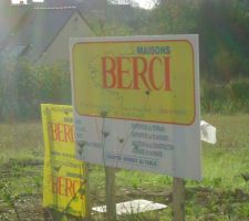 Les panneaux sont install&eacute;es