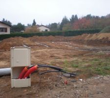 1° travaux de fondation : vide sanitaire et installation de la logette