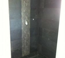 Douche italienne dans la chambre d'amis ;)
(ardoise