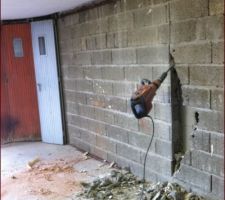 Début de l'ouverture du mur du garage