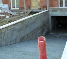 Dallage termin&eacute;.