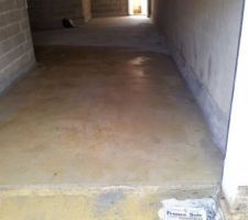 Humidit&eacute; dans le sous-sol....

La maison est receptionnable d'apr&egrave;s le conducteur de travaux de MAISON BELL.