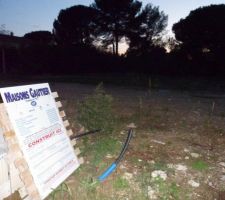 Permis affich&eacute; sur notre terrain depuis le 2 d&eacute;cembre 2011