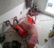 Travaux de plomberie et d'électricité