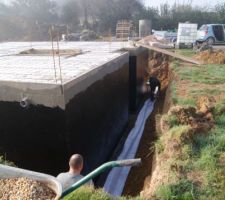 Drainage périphérique et enduit bitumeux hydrofuge réalisés par nos soins