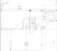 Le rez-de-chaussée ainsi que le garage.