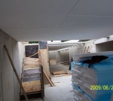 Vue dessous dalle et coffrage escalier