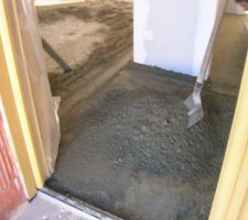 Pose &agrave; l'ancienne du carrelage...