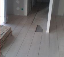 Carrelage en cours (imitation parquet)