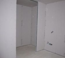 Notre chambre et son petit dressing
