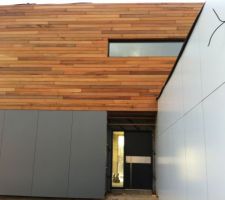 Rockpane à l'entrée gris