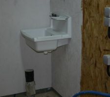 Le lave main du garage