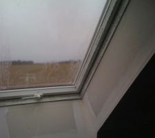 Finition autour du velux de la salle de bains