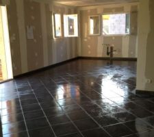 Vue de la cuisine carl&eacute;e