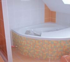 Salle de bain des enfants en cours de finitions