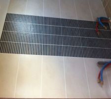 VUE DE LA OU SERA LE MEUBLE AVEC LES VASQUES DANS NOTRE SALLE DE BAINS