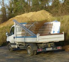 Le matos est pret pour la dalle béton du sous sol ;-)
