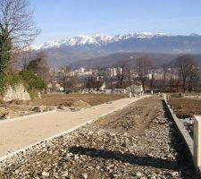 La chaine de Belledonne parée de ses premières neiges.