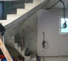 Reste plus que la montée d'escalier à plaquer
