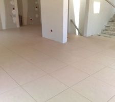 Carrelage dans le salon